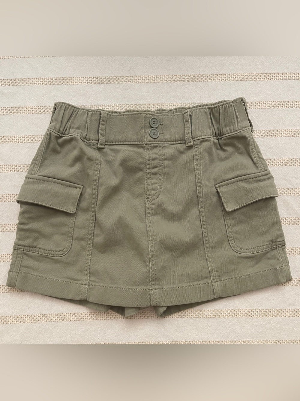 Abercrombie kids cargo skort